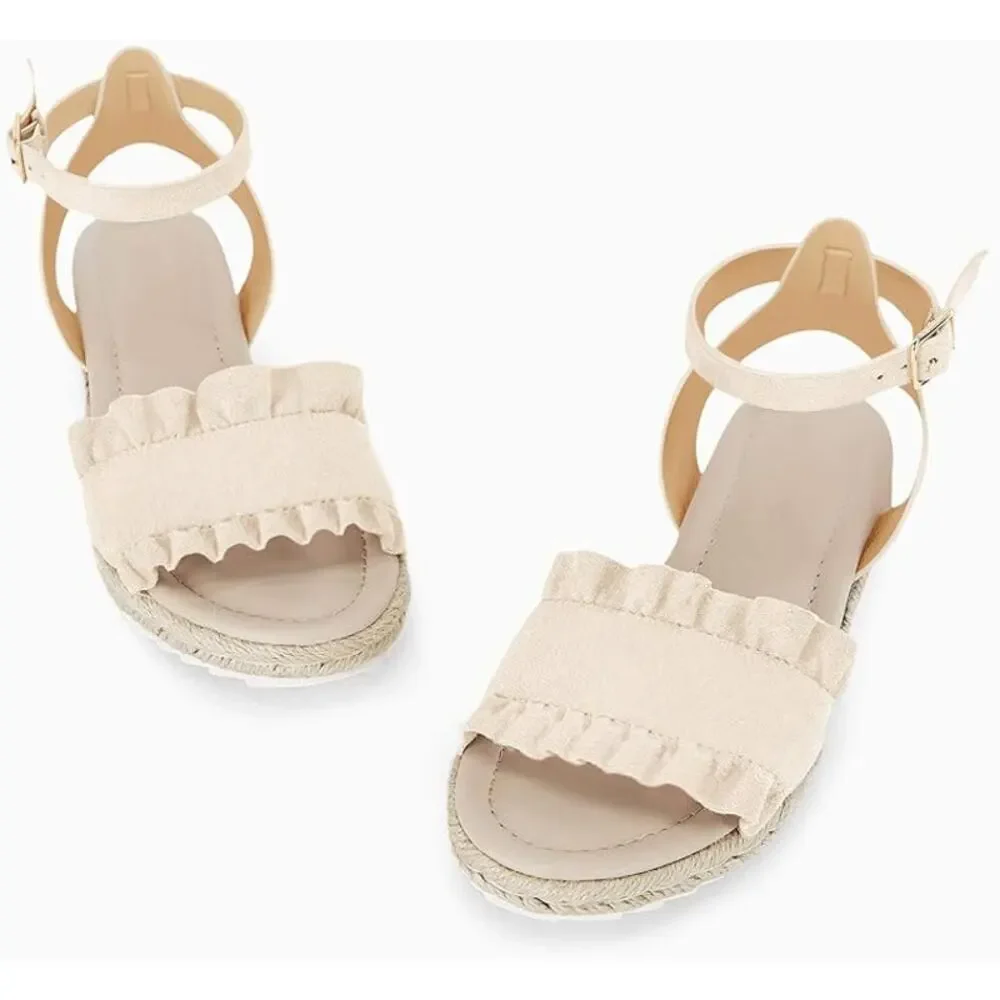 Coutgo Girls Size 11 .5